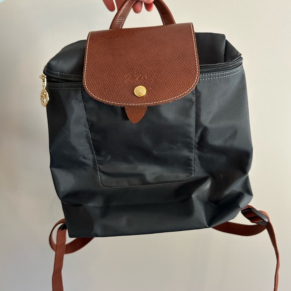 Medium Longchamp Backpack - Picture 2 of 5